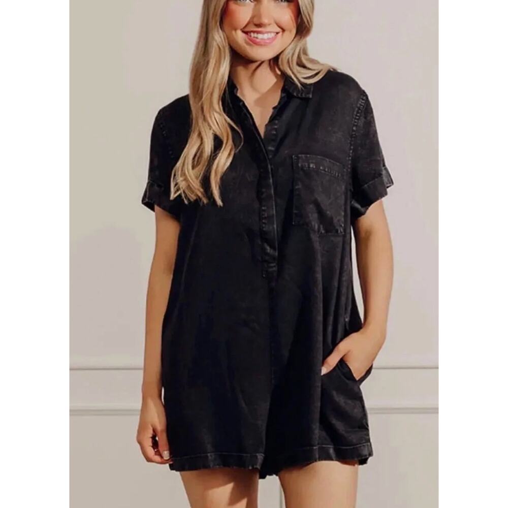 Zenana Black Acid Wash Tencel Romper Size Small Collar Short Sleeve Pocket